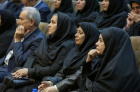 تقدیر از اساتید مامایی در مراسم گرامیداشت روز ماما در دانشگاه علوم پزشکی اردبیل