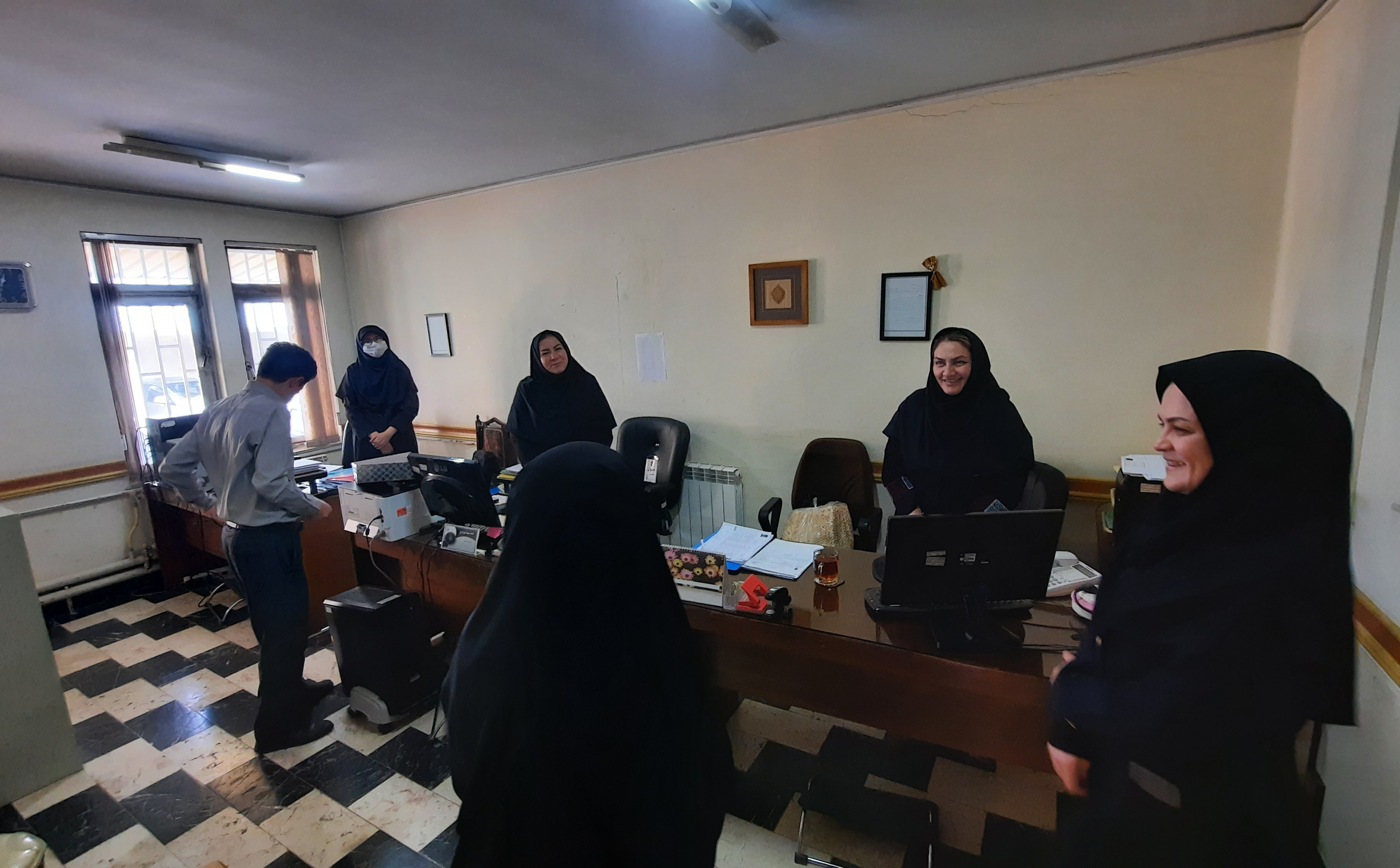 دیدار و تبریک صمیمانه رئیس دانشکده با اعضای هیئت علمی و کارکنان به مناسبت روز پرستار ولادت حضرت زینب (س)