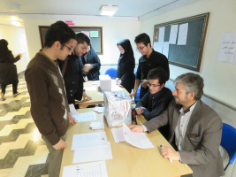 انتخابات اعضای شورای مرکزی کمیته تحقیقات دانشجویی و انجمن علمی دانشجویی پرستاری در دانشکده پرستاری و مامائی